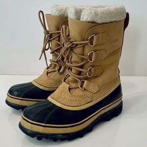 Sorel Caribou Lace Up Winter Boots Nubuck fleece trimmed  Waterproof women’s  8
